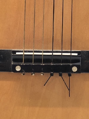 551858