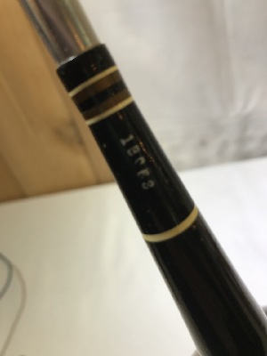 551883