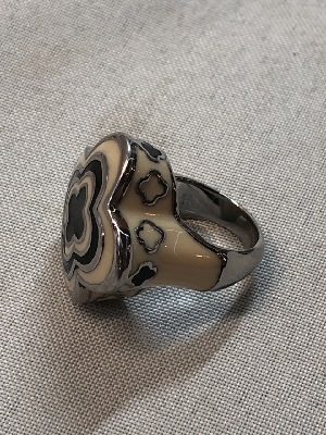 552459