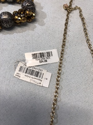 552600