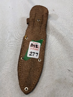 553561