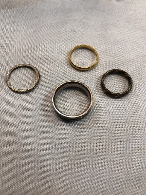 553637