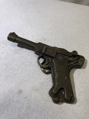 553967
