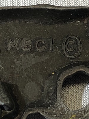 553969