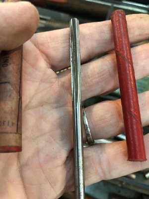 554003