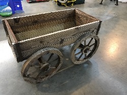 552076