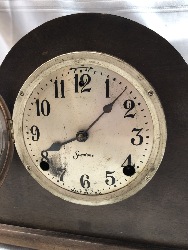 552489