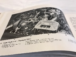 552869