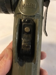 552933