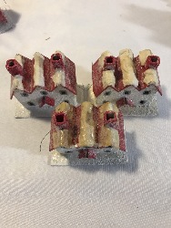 553037