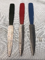 553563