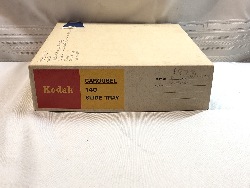 553826