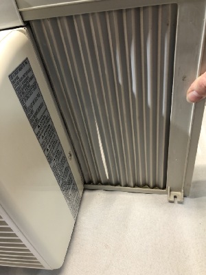 554943