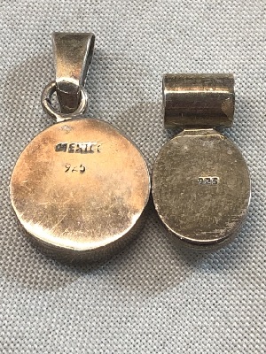 556083