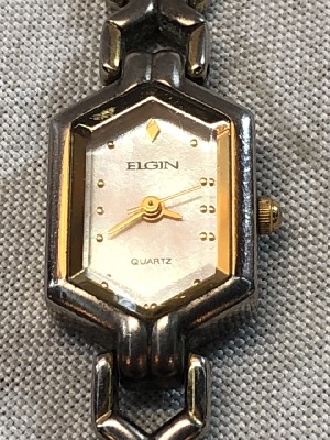 556093