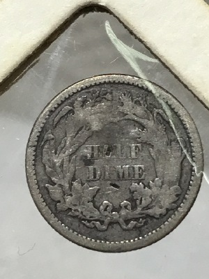 556179