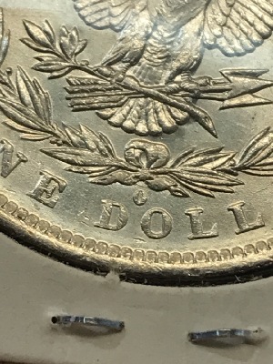 556199