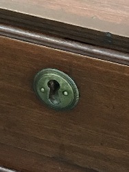 554673