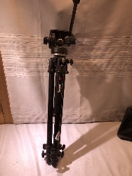 554933