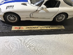 555572
