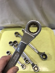 555679