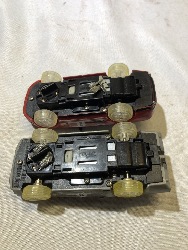 555873