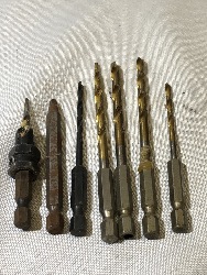 556020