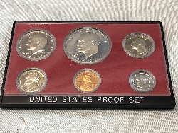 556122