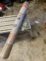 548930