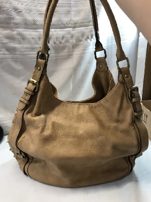 557080