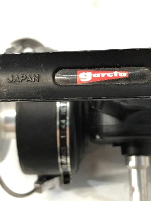 557158