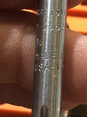 557201