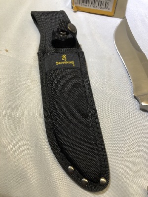 557208