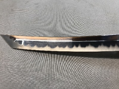 557319