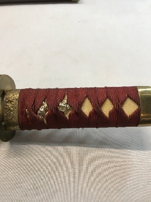557321