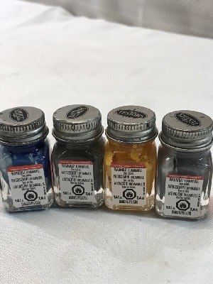 557464