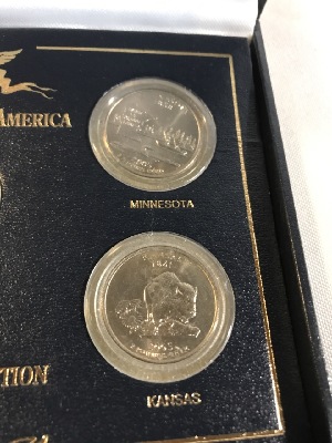 557829