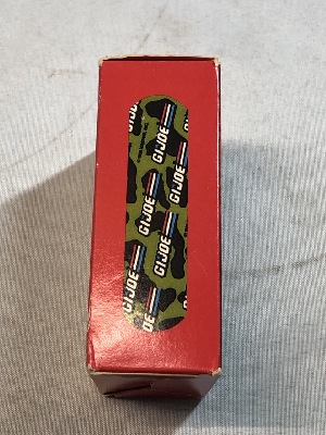 558180