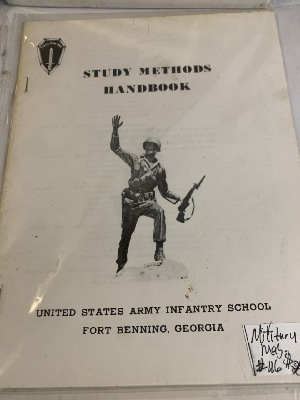 558361