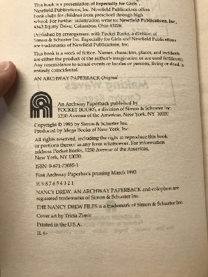 558451