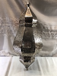 556400