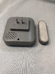 556886