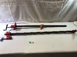 556952