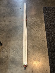 556986