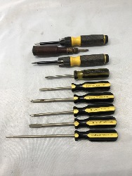 557126