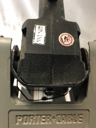 557143