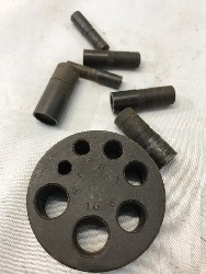 557162