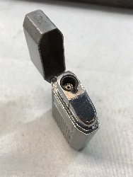 557299