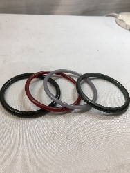 557343