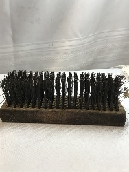 557418